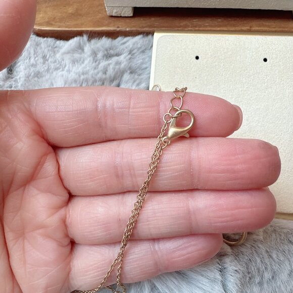 Freshwater Pearl, Shell and Gold Cage Pendant Necklace - Picture 3 of 5